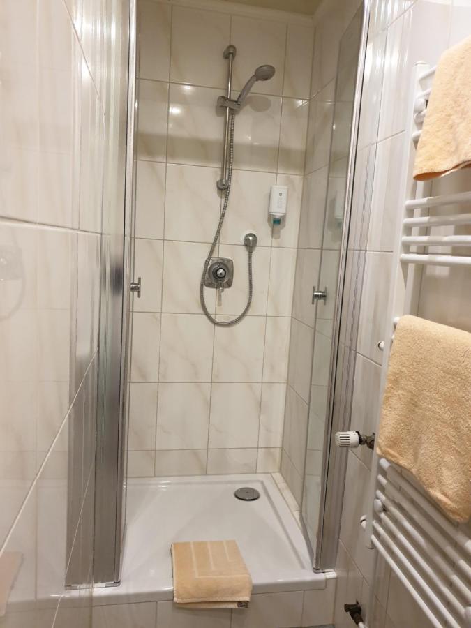 Haus Jutta Hotel โกสไวน์ชไตน์ ภายนอก รูปภาพ